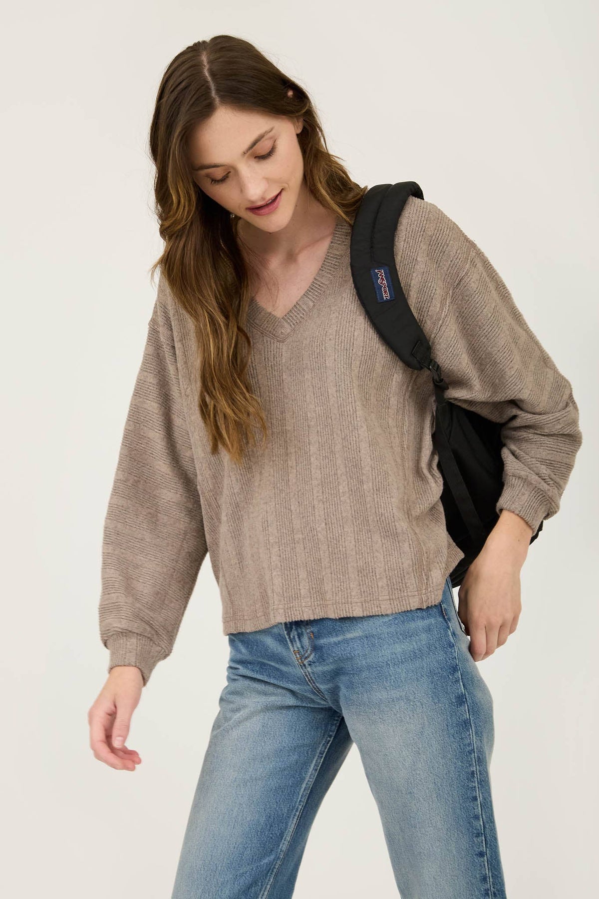 Long Sleeve V-Neck Knit Top