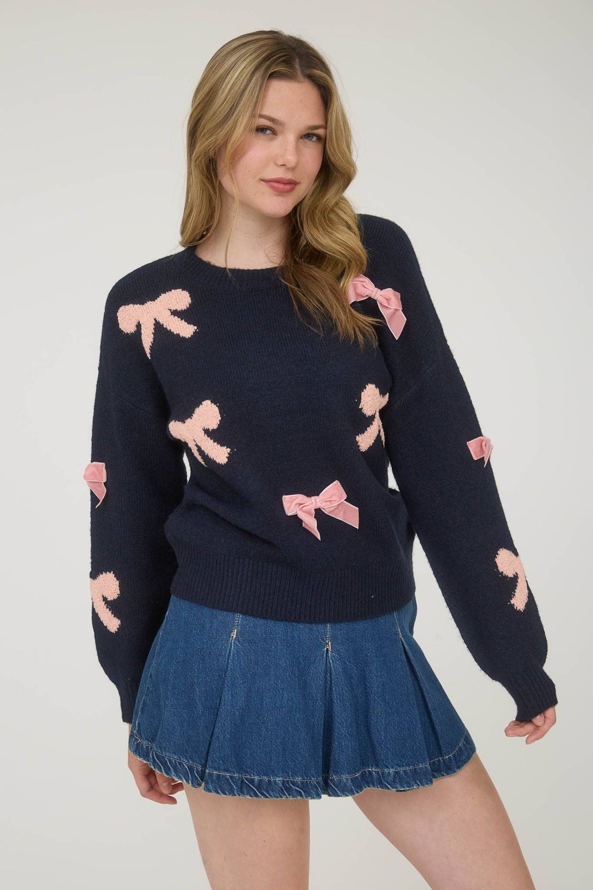 Bow Pattern Knit Sweater