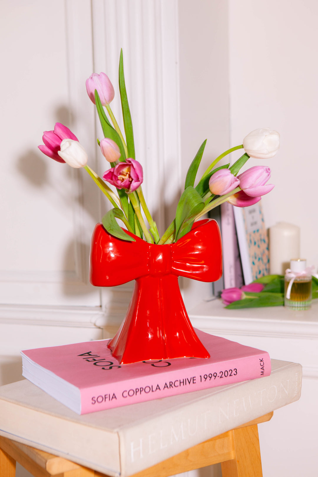 Doiy Red Bow Vase