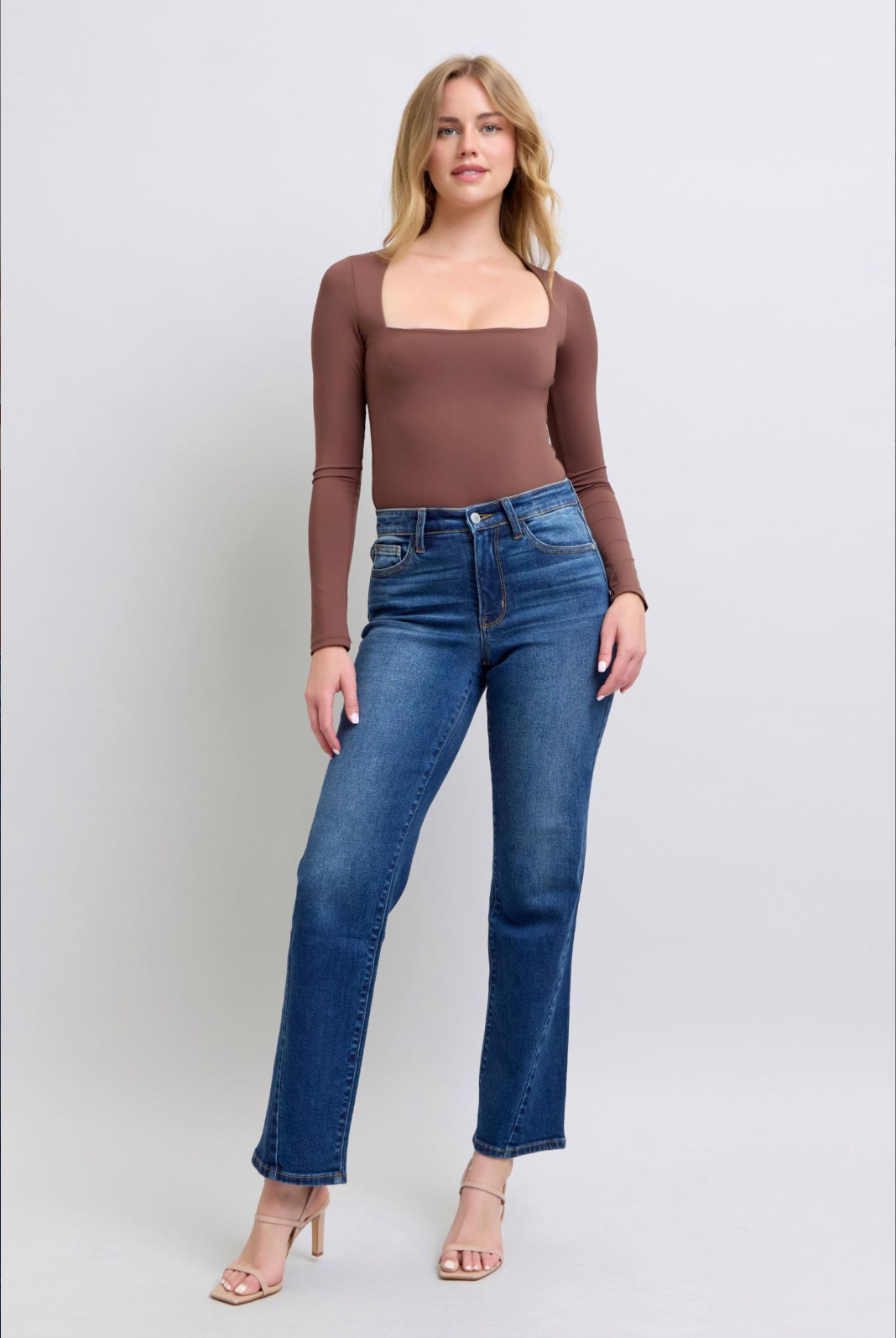 Mid-Rise Side Seam Detail Jeans